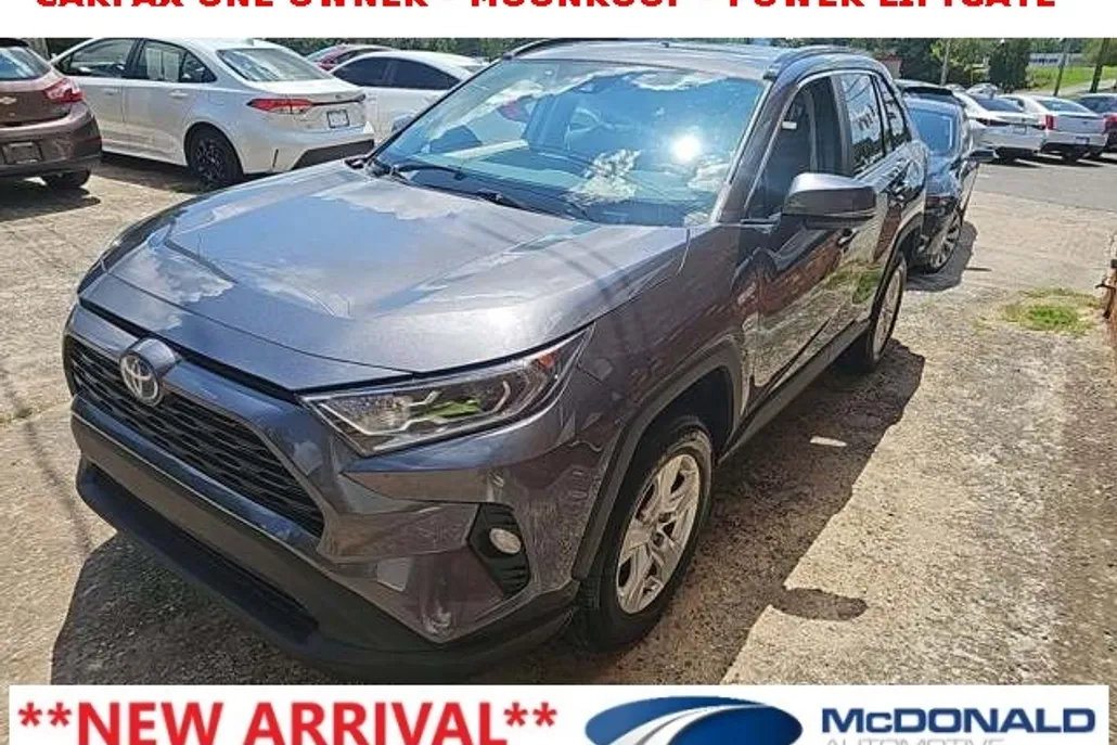 2021 Toyota RAV4 Hybrid XLE photo 1