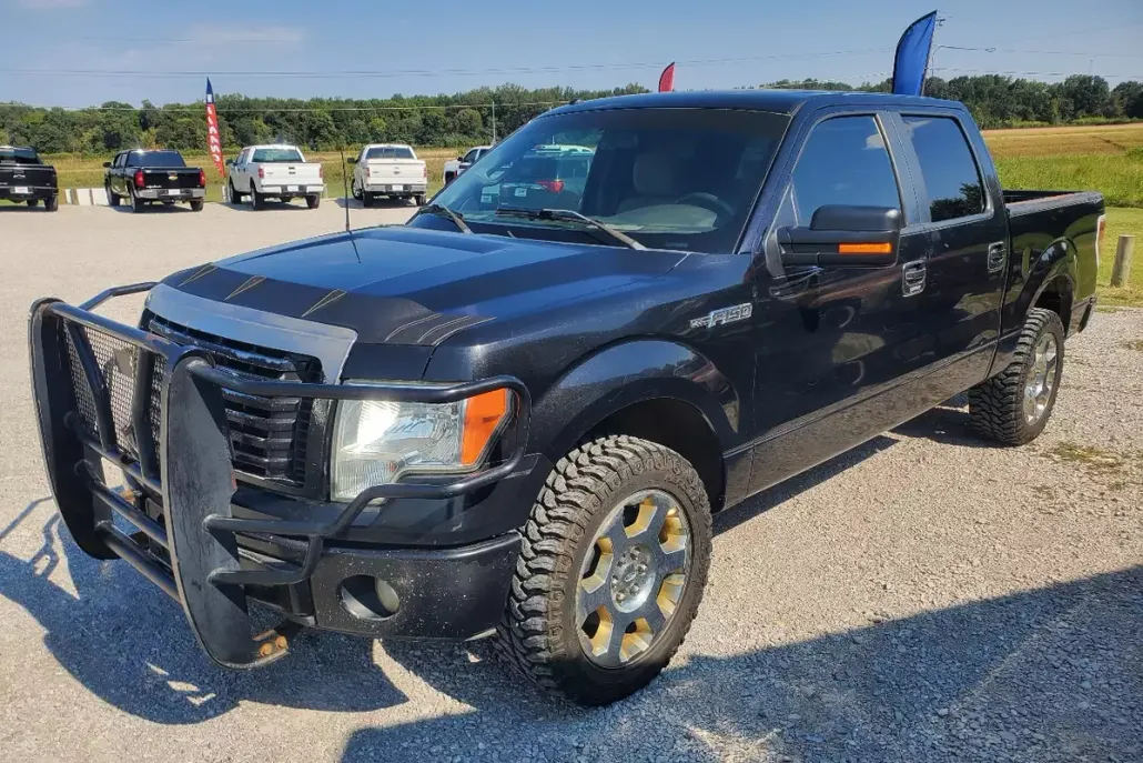 2010 Ford F-150 XLT photo 1