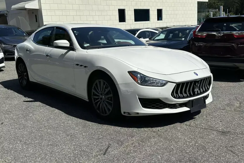 2020 Maserati Ghibli S Q4 photo 1