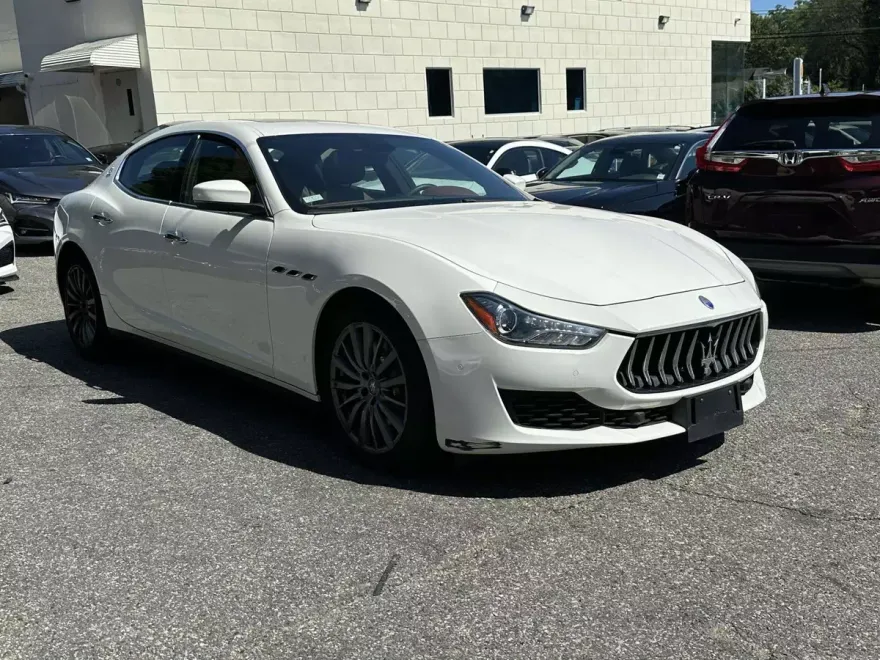 2020 Maserati Ghibli S Q4 photo 1