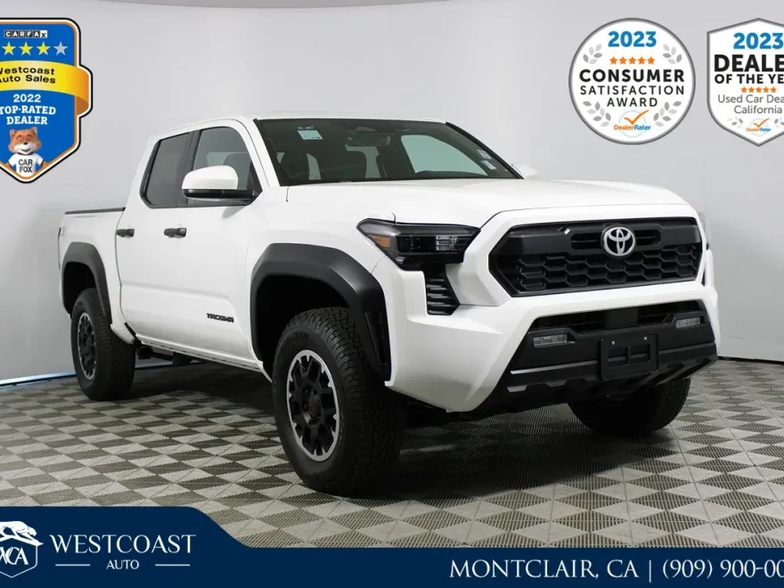 2024 Toyota Tacoma TRD photo 1