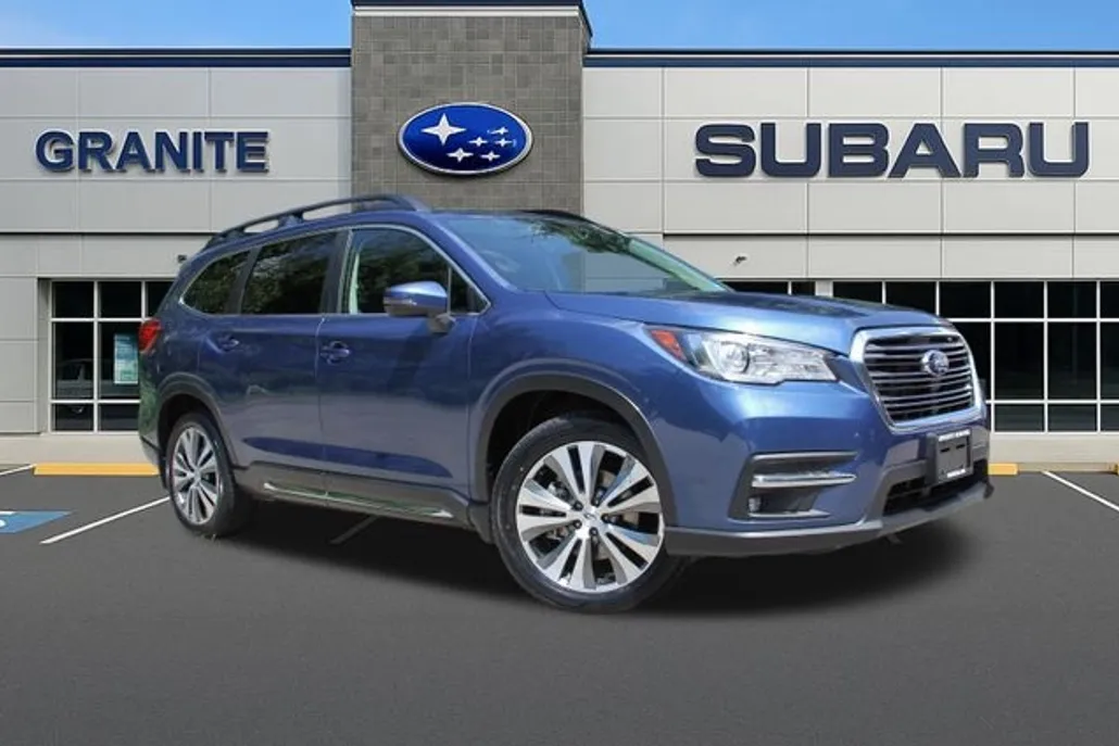 2022 Subaru Ascent Limited photo 1