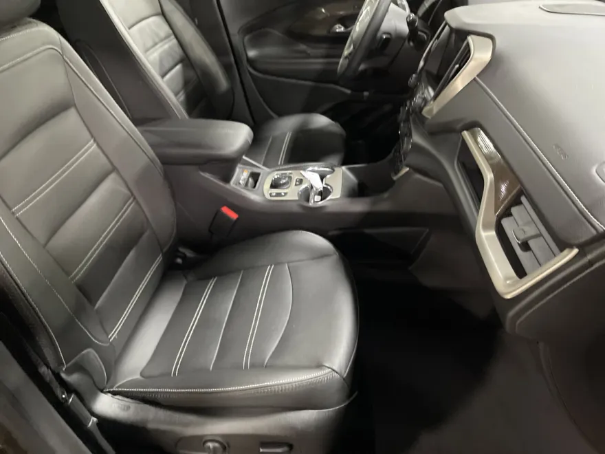 2023 Gmc Terrain Denali photo 1