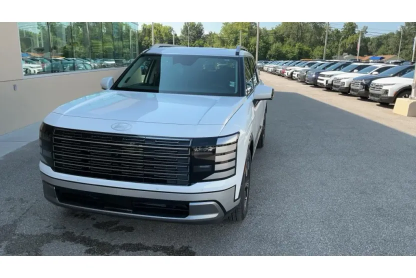 2026 Hyundai Palisade Limited photo 1