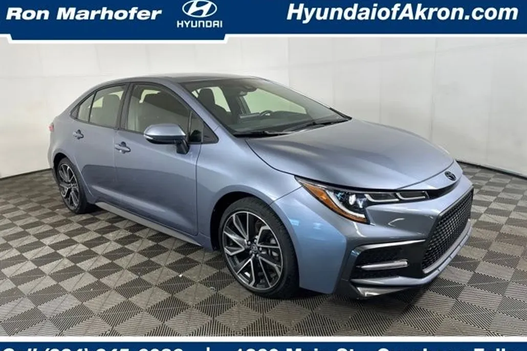 2022 Toyota Corolla SE photo 1