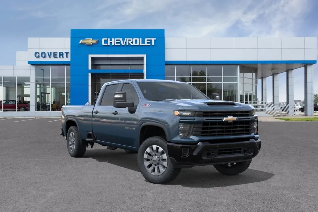 2026 Chevrolet Silverado 2500HD Custom photo 1
