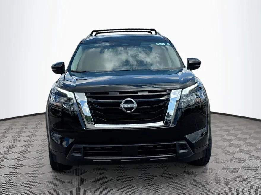 2025 Nissan Pathfinder SV photo 1