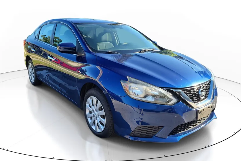 2017 Nissan Sentra SV photo 1