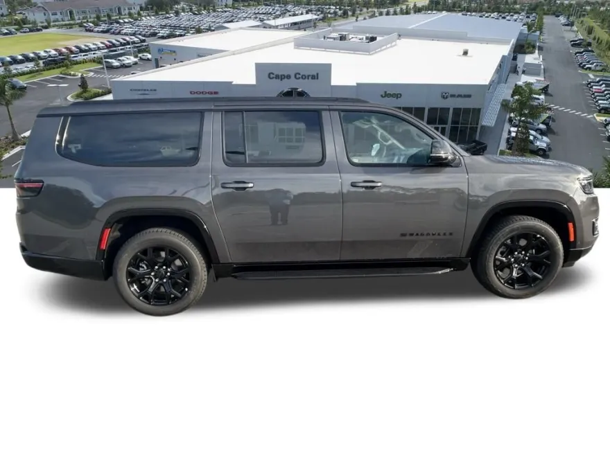 2025 Jeep Wagoneer L Series II photo 1