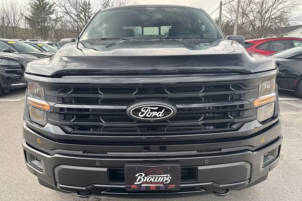 2025 Ford F-150 XLT photo 1
