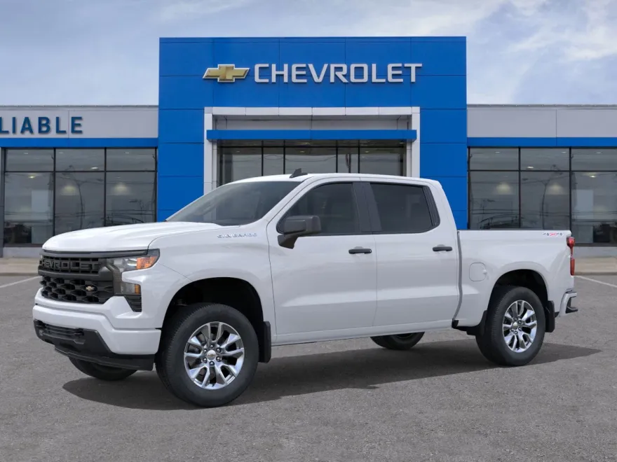 2026 Chevrolet Silverado 1500 Custom photo 1