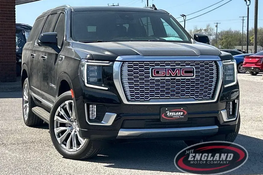 2023 Gmc Yukon XL Denali photo 1