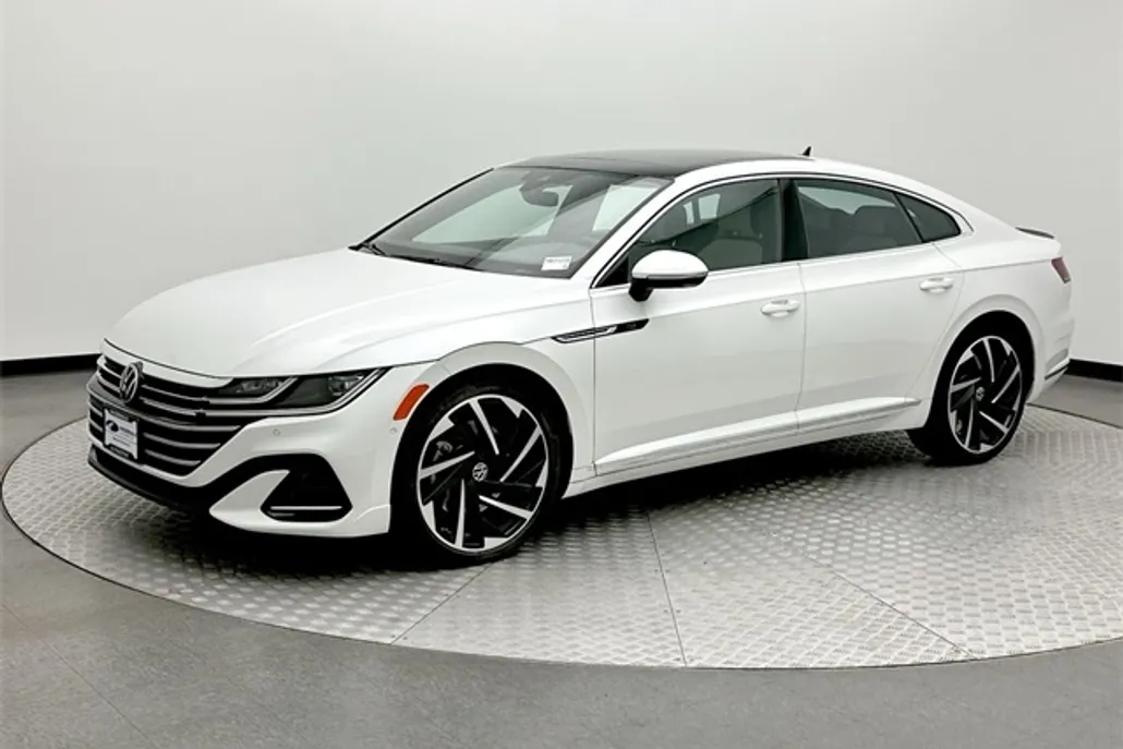 2021 Volkswagen Arteon SEL Premium R-Line photo 1