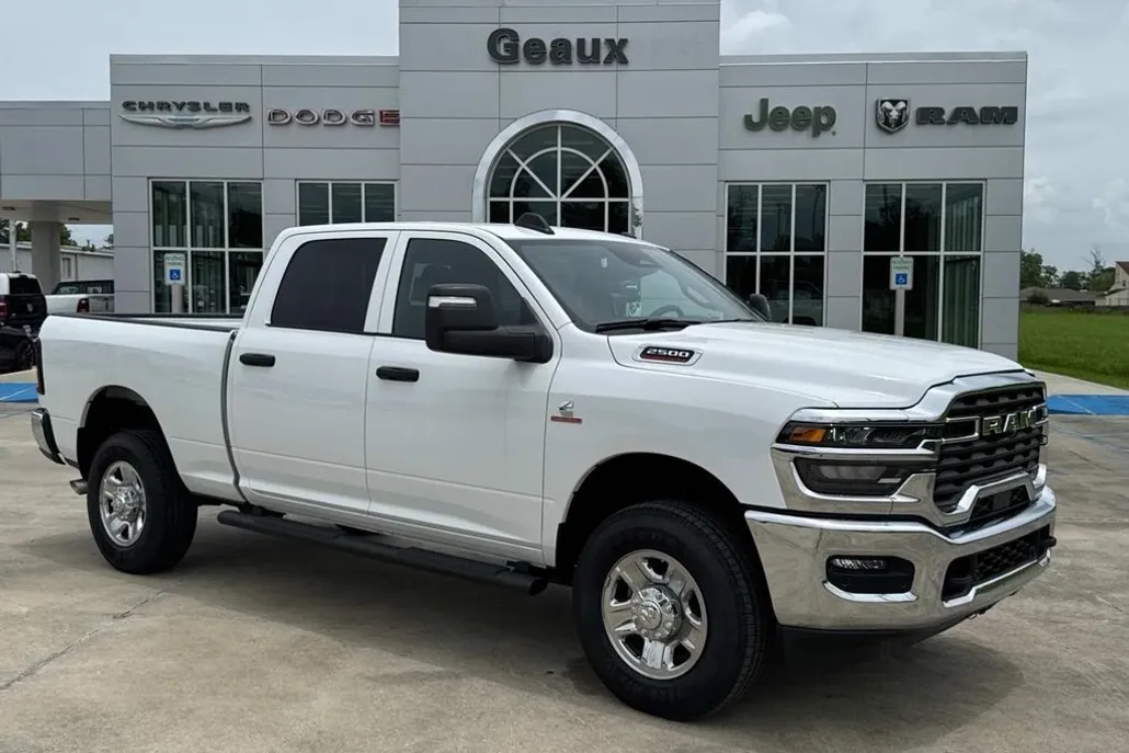 2025 Ram 2500 Tradesman photo 1