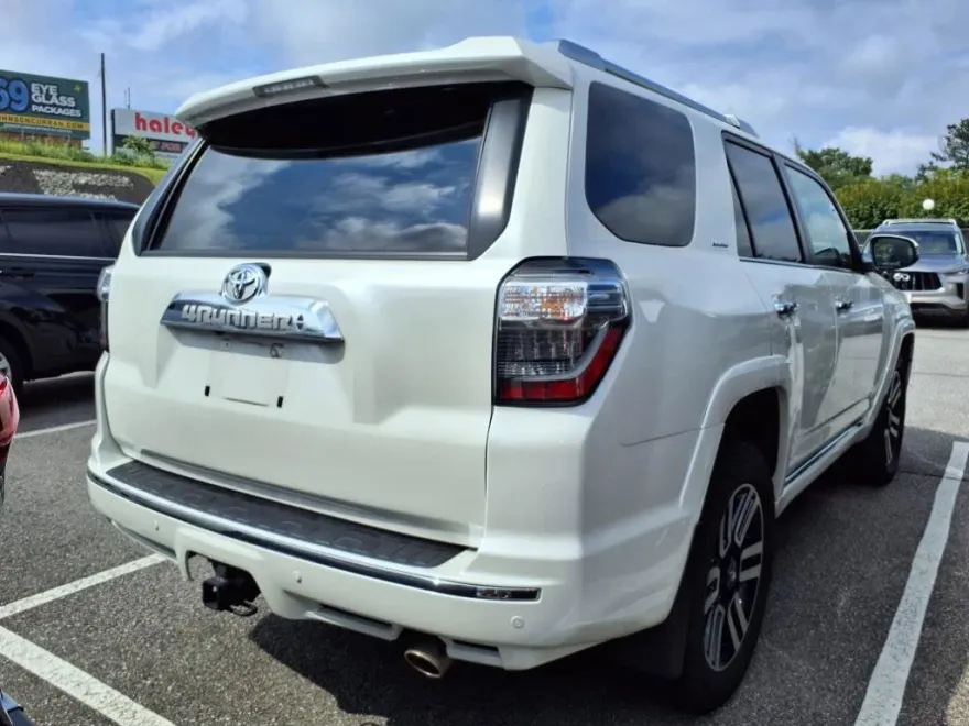 2022 Toyota 4Runner Limited 4WD photo 1