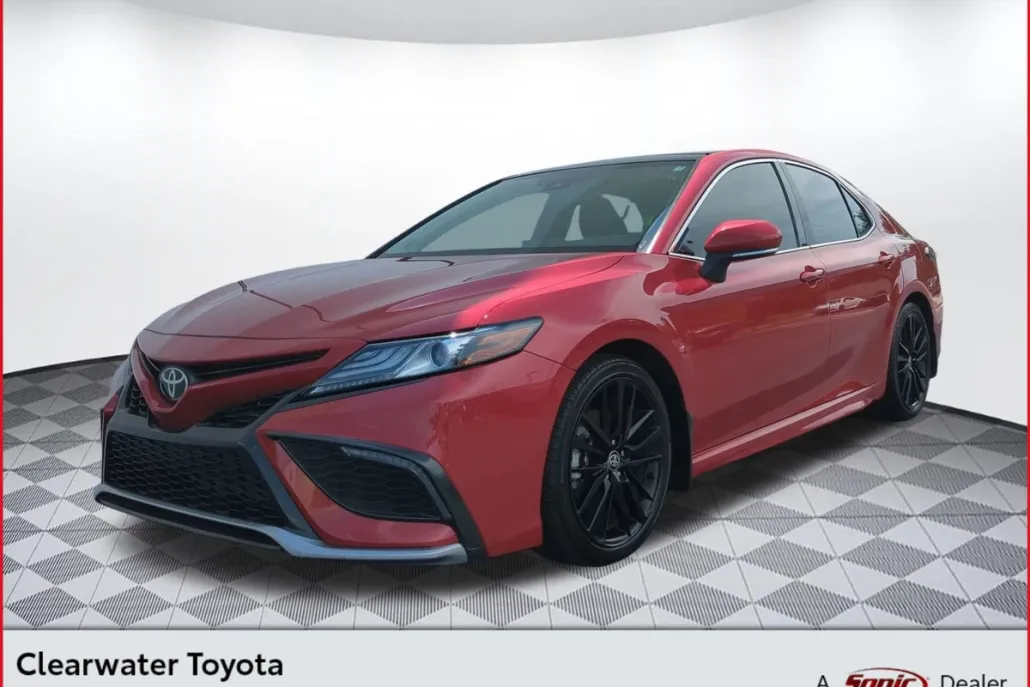 2022 Toyota Camry XSE photo 1