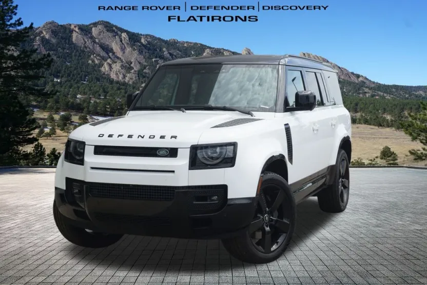2025 Land Rover Defender 130 X-Dynamic SE photo 1