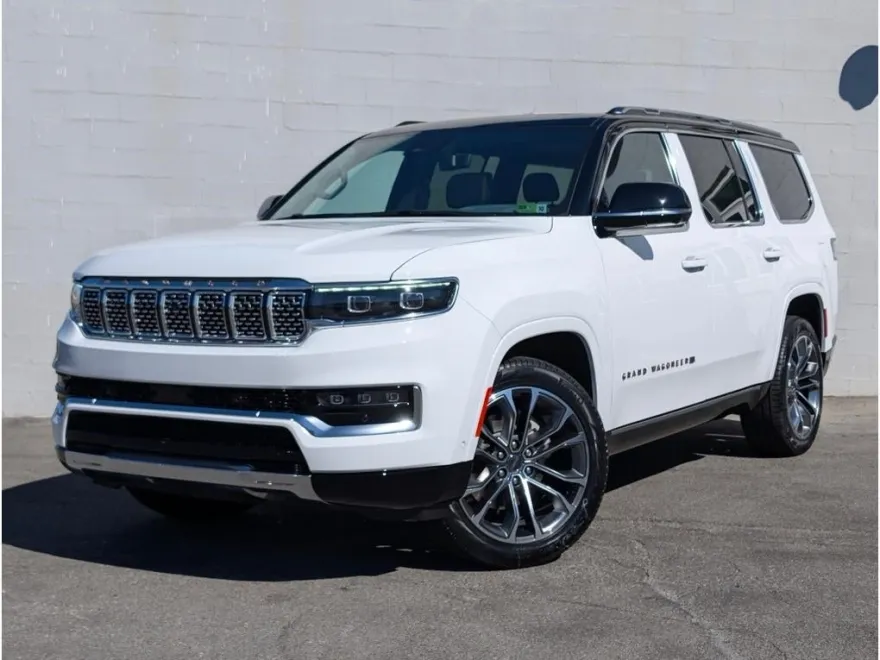 2024 Jeep Grand Wagoneer III photo 1