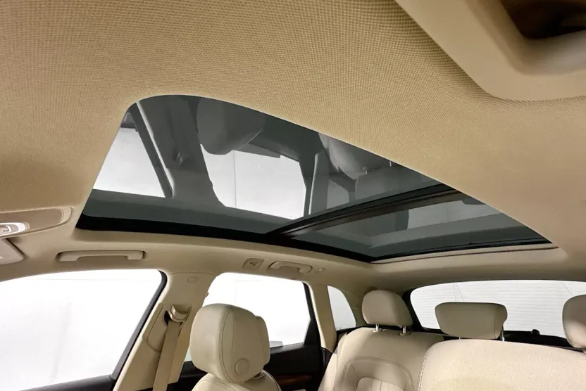 2022 Audi Q5 45 S line Premium Plus photo 1