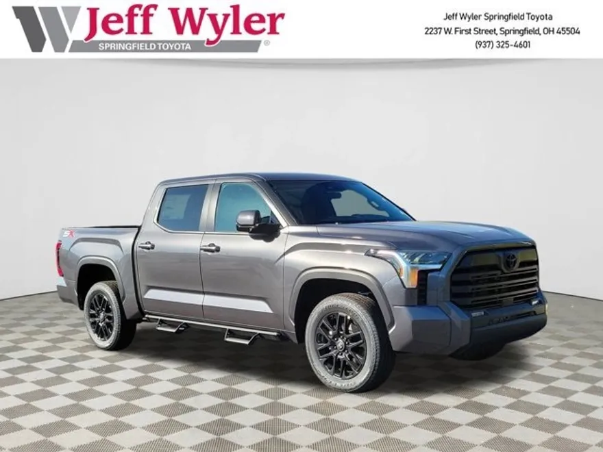 2026 Toyota Tundra SR5 CrewMax photo 1