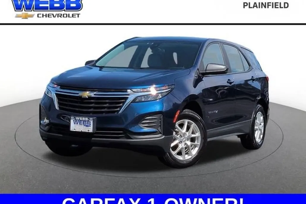 2023 Chevrolet Equinox LS photo 1