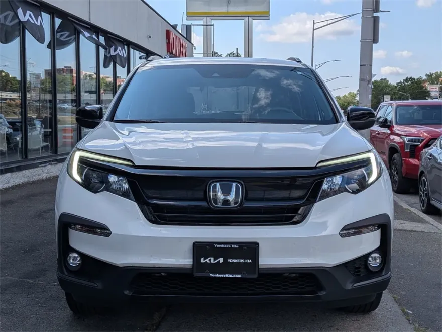 2022 Honda Pilot Sport photo 1