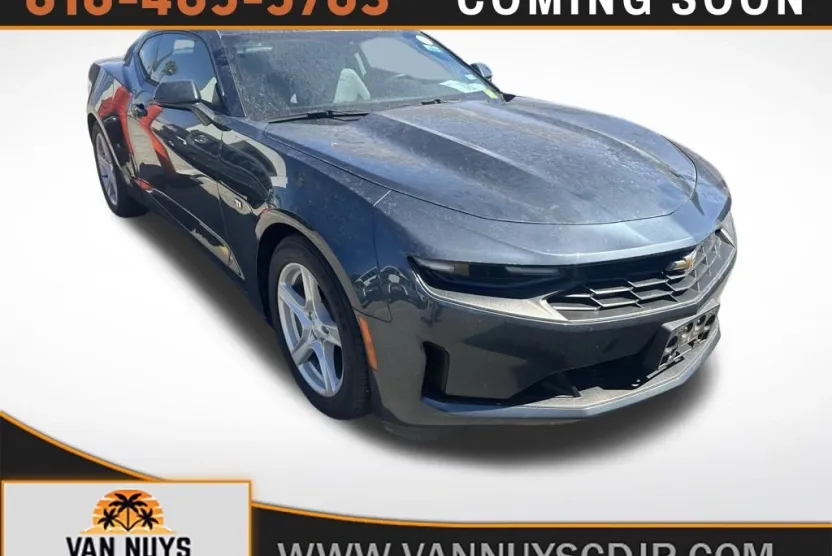 2019 Chevrolet Camaro 1LS 1LT photo 1