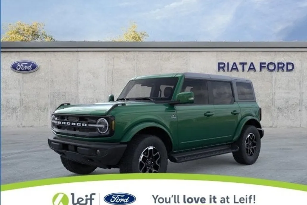 2025 Ford Bronco Outer Banks photo 1