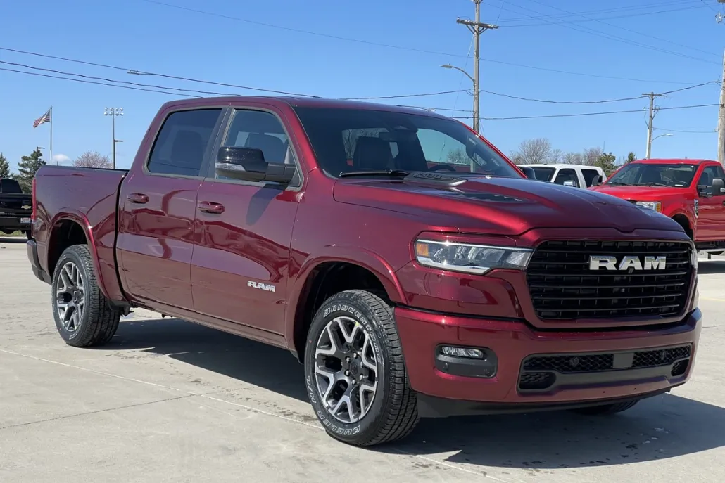 2025 Ram 1500 Laramie photo 1