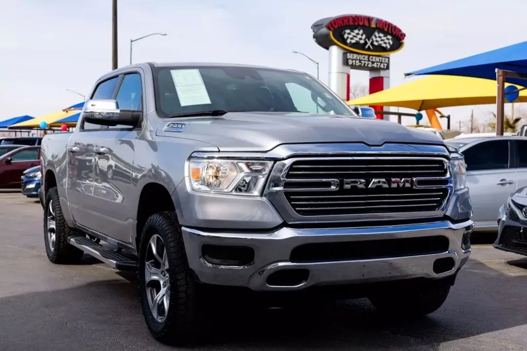2024 Ram 1500 Laramie photo 1