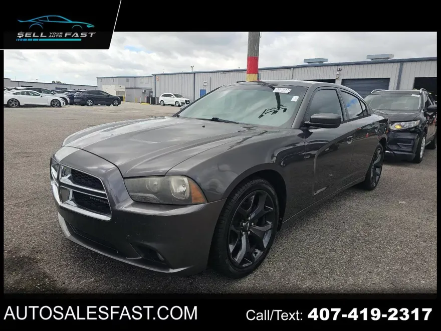 2014 Dodge Charger SXT Plus photo 1