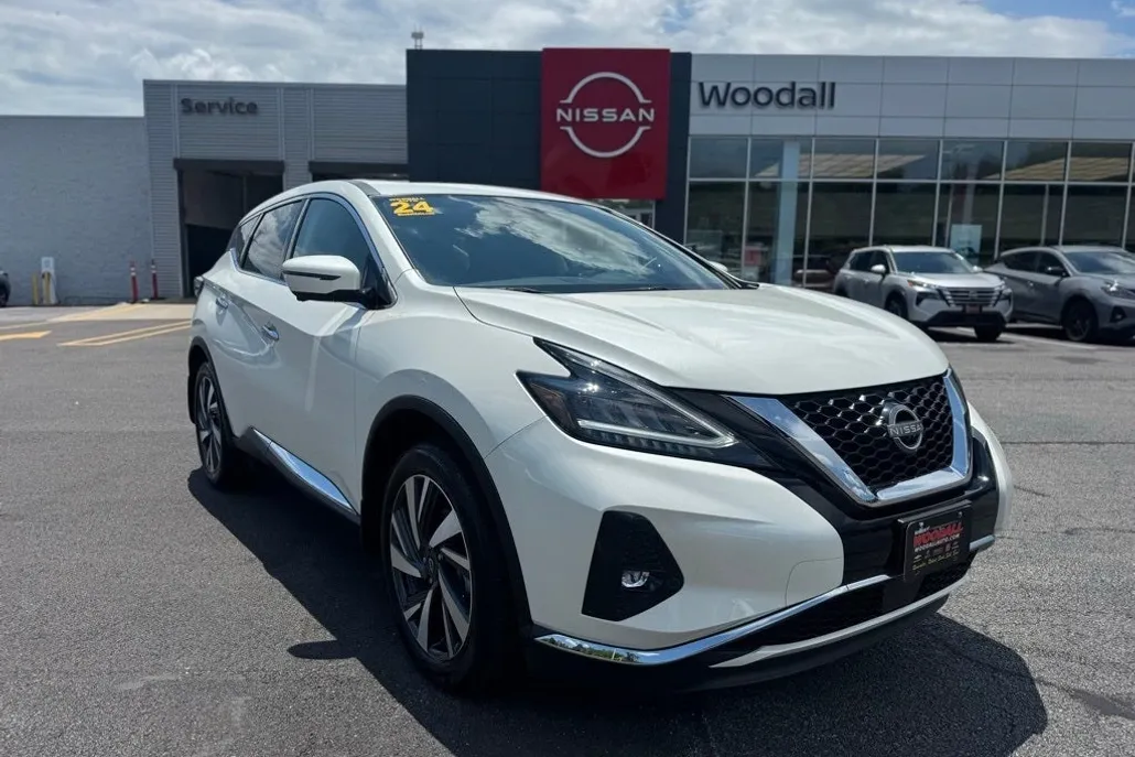 2024 Nissan Murano SL photo 1