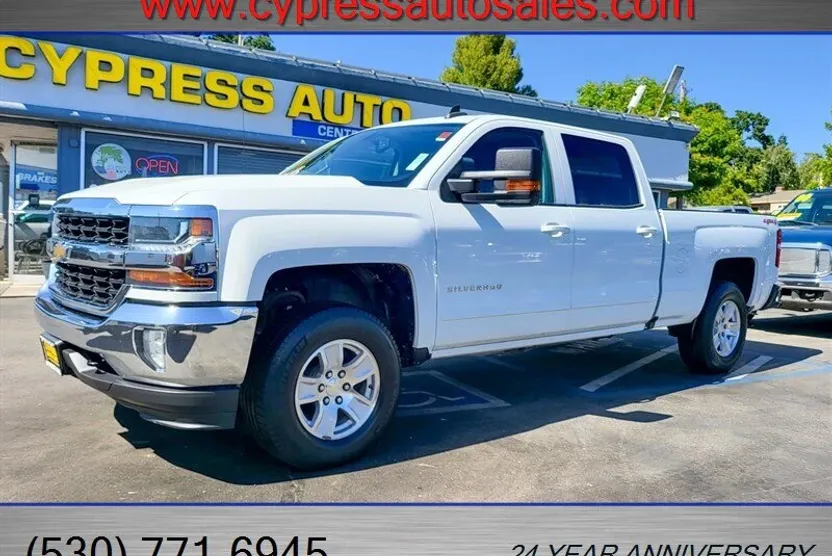 2018 Chevrolet Silverado 1500 LT photo 1