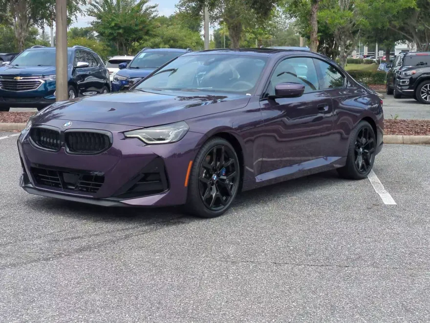 2025 Bmw 230i photo 1