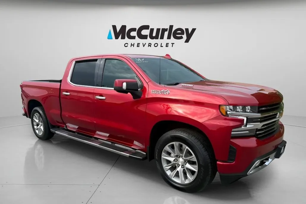 2022 Chevrolet Silverado 1500 High Country photo 1