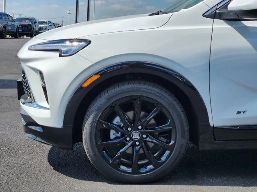 2026 Buick Encore GX Sport Touring photo 1
