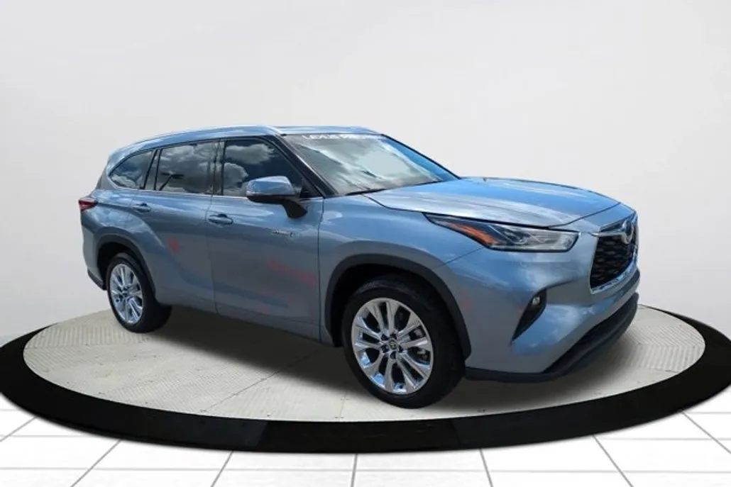 2021 Toyota Highlander Hybrid Limited photo 1