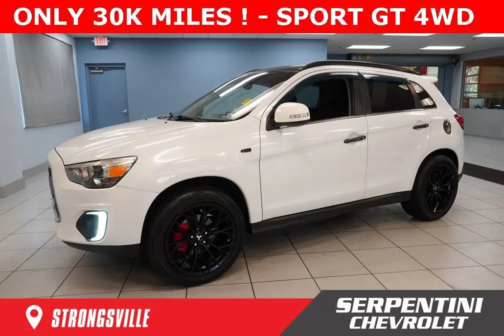 2015 Mitsubishi Outlander Sport GT photo 1