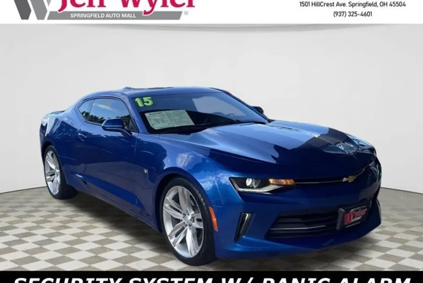 2016 Chevrolet Camaro 1LT photo 1