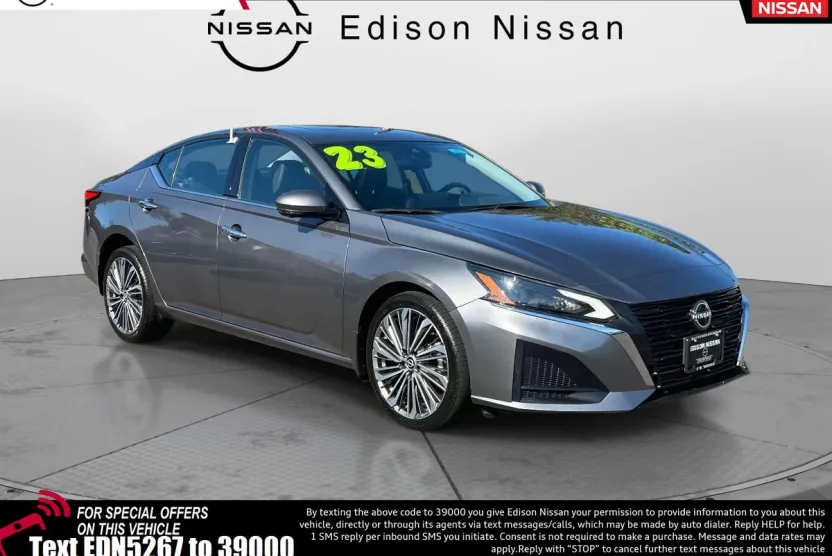 2023 Nissan Altima 2.5 SL photo 1