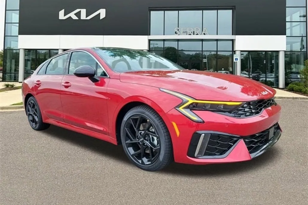 2026 Kia K5 GT-Line photo 1