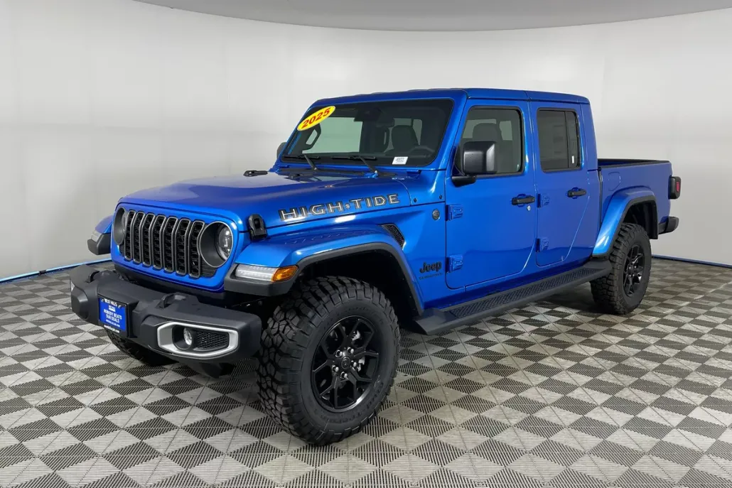 2025 Jeep Gladiator Sport photo 1