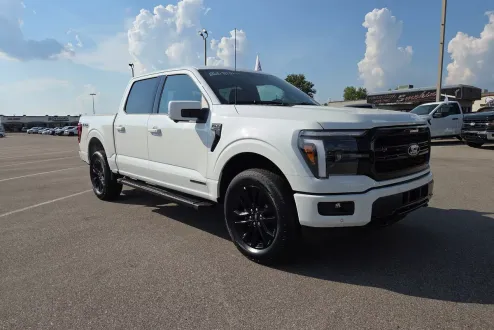 2025 Ford F-150 Lariat photo 1