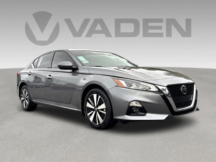 2022 Nissan Altima 2.5 SL photo 1