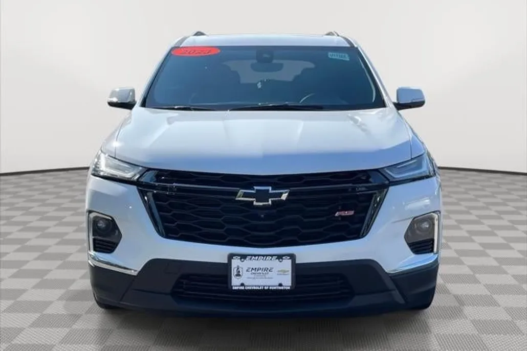 2023 Chevrolet Traverse RS photo 1