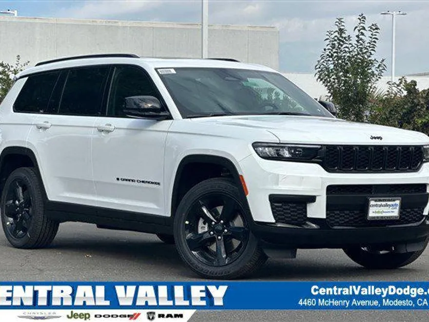 2025 Jeep Grand Cherokee Altitude X photo 1