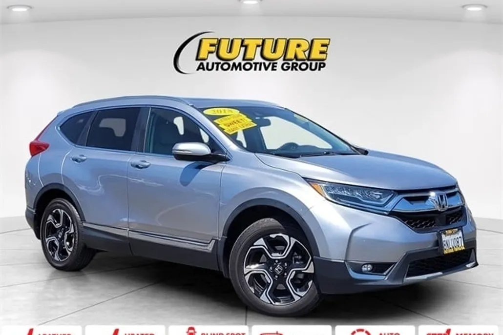 2018 Honda CR-V Touring photo 1