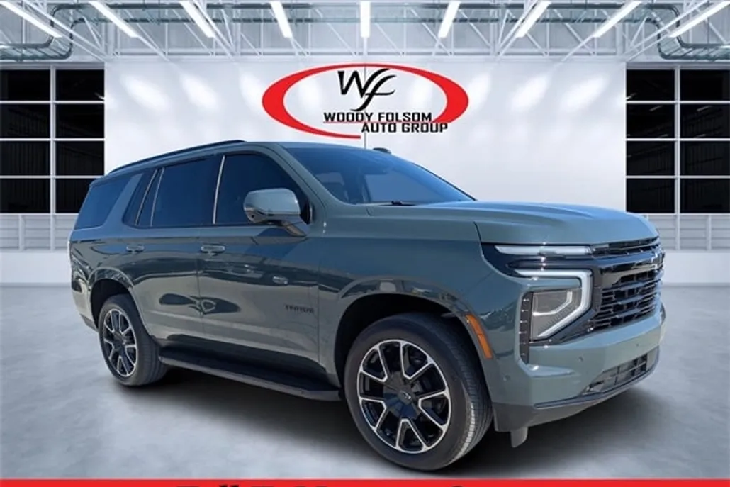 2025 Chevrolet Tahoe RST photo 1
