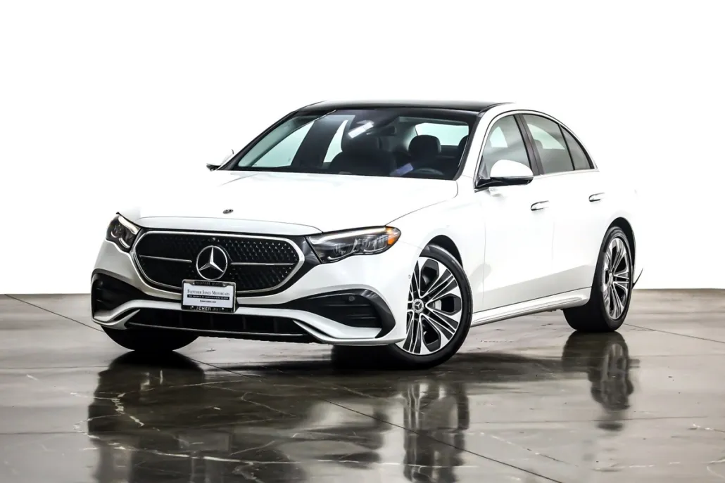 2025 Mercedes Benz E 350 Sedan photo 1