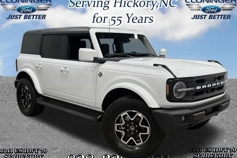2025 Ford Bronco Outer Banks photo 1